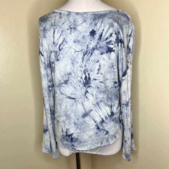 Cupio Top MEDIUM Tie Dye Blue V-Neck Fleece Lined Tie Front Pullover Oversized - Picture 3 of 8